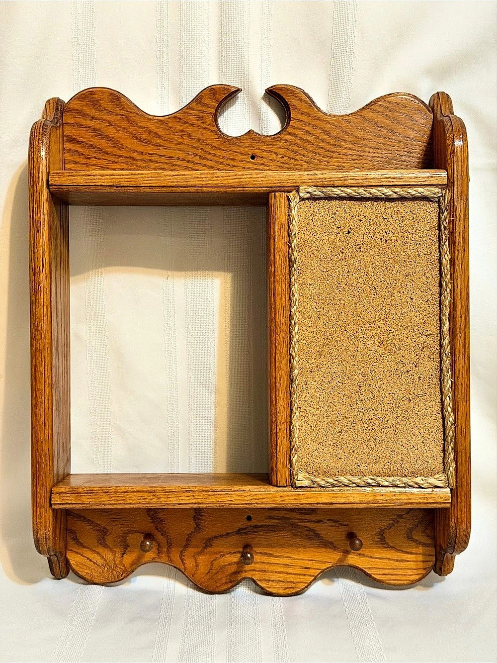 18x15x3.5 Vintage Oak Wood Wall Hanging Display Shelf w/ Cork Board